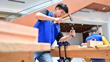 当一名法学研究生来到流水线