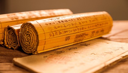 文科的盛行有一种经济上行时期的美｜编辑部聊天室