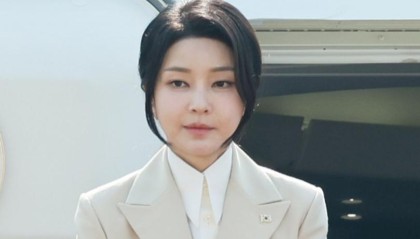 金建希被拘押 韩国宪政史首次出现“前总统夫妇同时被捕”