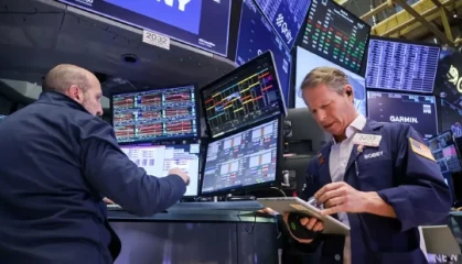 尾盘：特朗普取消对欧洲的新关税威胁 美股大幅上涨