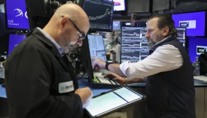 午盘：美股延续近期涨势 道指上涨420点