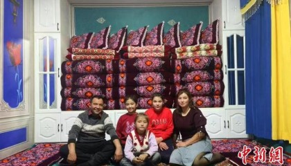天山脚下新家园新疆阿合奇县震后重建让村民过上新生活