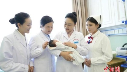 （砥砺奋进七十载天山南北谱华章）新疆：天山南北已筑起守护母婴安全坚实屏障