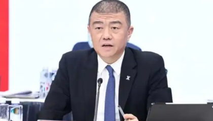 上任近9个月，万科董事长辛杰因个人原因辞职