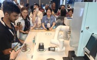 第138届广交会:服务机器人成“顶流”,已获中东、东南亚实际订单