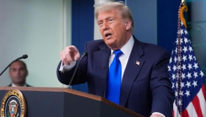 这两类人将失去美国公民身份！美政府废除“出生公民权”获最高法院有利裁决，特朗普：巨大胜利！