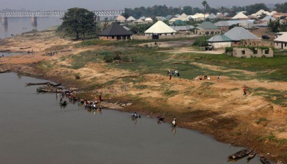 尼日利亚中部一村庄遭枪手袭击100余人死亡