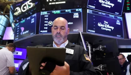 收盘：美股涨跌不一 纳指五连涨并创历史新高