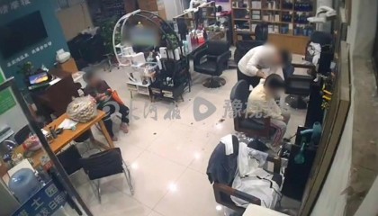 “监控看不出来”，给女孩擦碎发时被指猥亵，理发师不服行拘处罚起诉警方