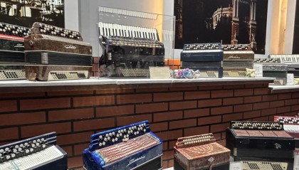 千架手风琴奏响丝路华章——探访全国最大手风琴博物馆背后的文化交融