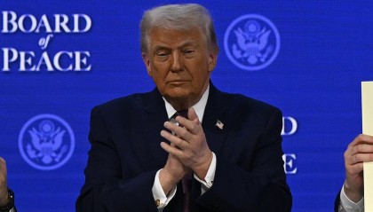 不动武不加税不付钱美“夺岛”言论背后谎言重重