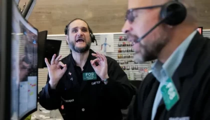 开盘：美股周三高开 强劲财报提振风险偏好