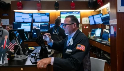 收盘：美股周二收跌 市场关注贸易谈判与联储会议