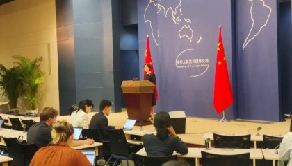 台湾外事部门负责人称“台湾可决定是否为一国”，外交部：狂妄无知