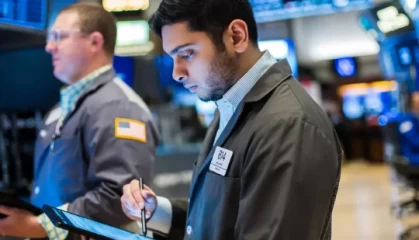 早盘：美股小幅上扬 道指上涨50点